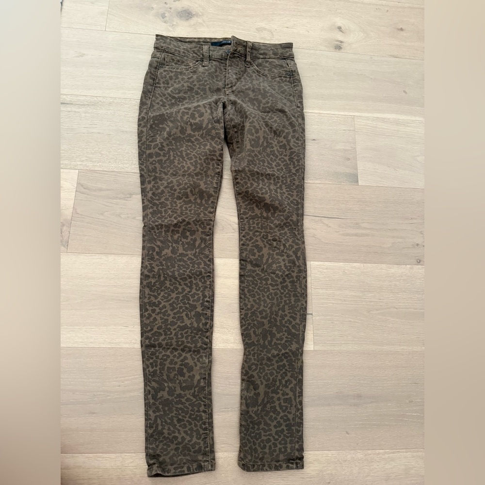 Joe's Jeans Leopard Print Skinny Pants